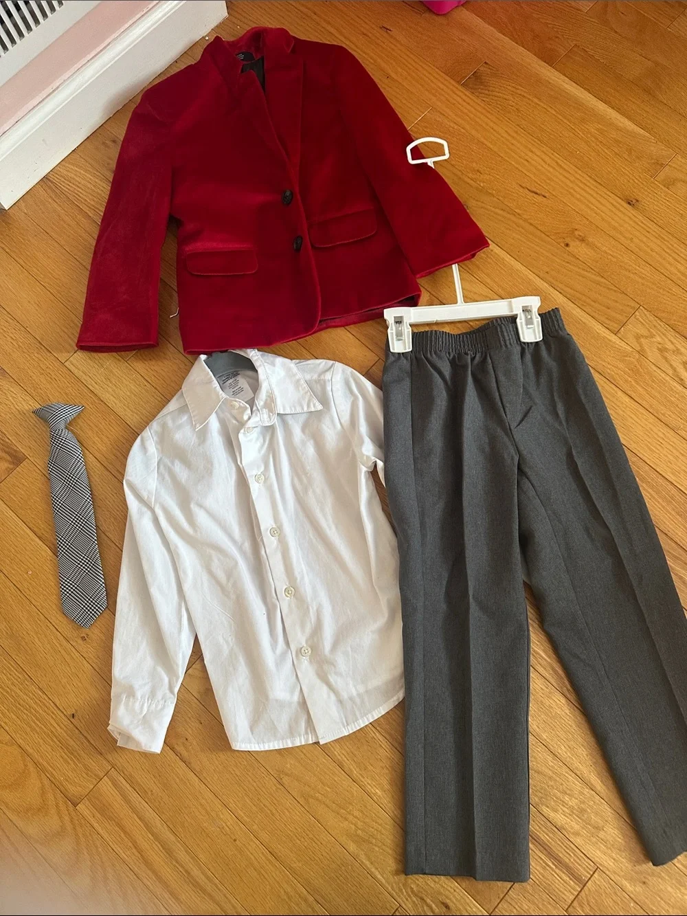 Boys 4 piece Special Occasion Set!